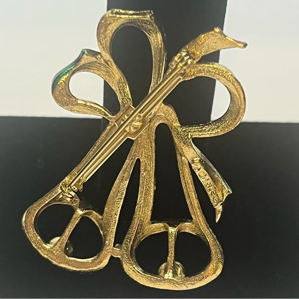 Vintage Gerry's Ribbon Bells Red Green Enamel Textured Brooch Pin